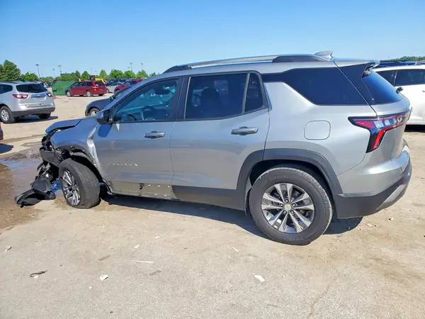 3GNAXHEG9TL309484 2026 CHEVROLET EQUINOX - Image 2