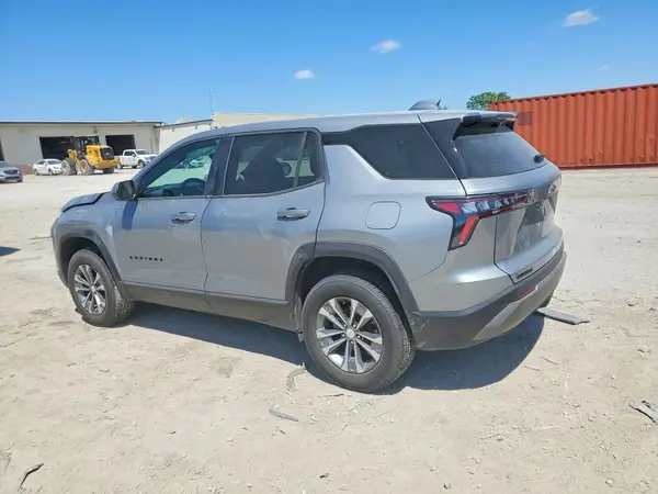 3GNAXHEGXTL316377 2026 CHEVROLET EQUINOX - Image 2