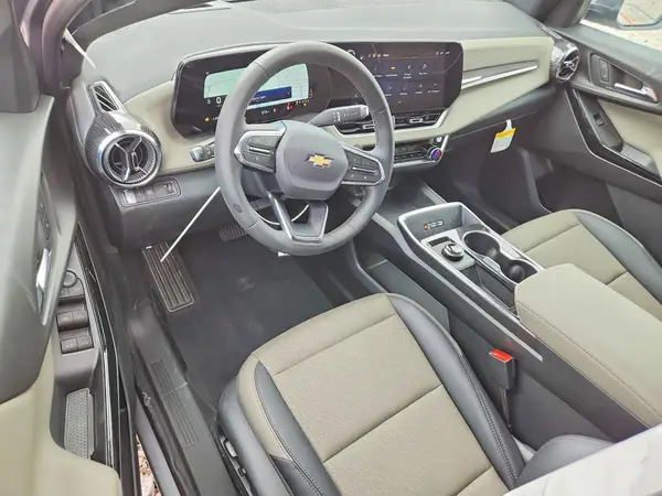 3GNAXHEGXTL383724 2026 CHEVROLET EQUINOX - Image 8