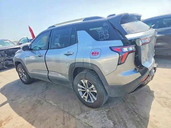 3GNAXHEGXTL409996 2026 CHEVROLET EQUINOX - Image 2