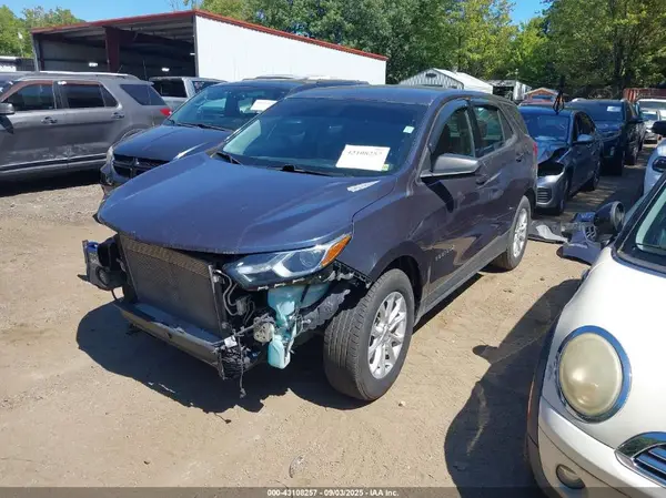 3GNAXHEV0JL288651 2018 CHEVROLET EQUINOX - Image 2