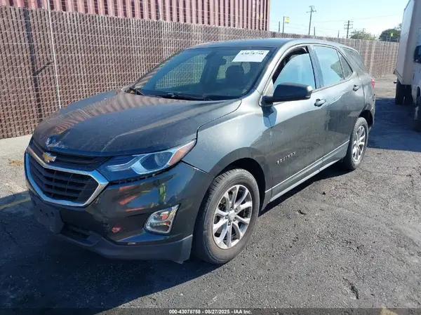 3GNAXHEV0JL380262 2018 CHEVROLET EQUINOX - Image 2
