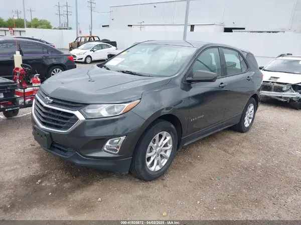 3GNAXHEV0JS506562 2018 CHEVROLET EQUINOX - Image 2