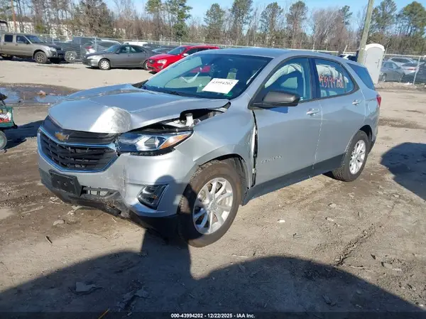 3GNAXHEV0JS509963 2018 CHEVROLET EQUINOX - Image 2