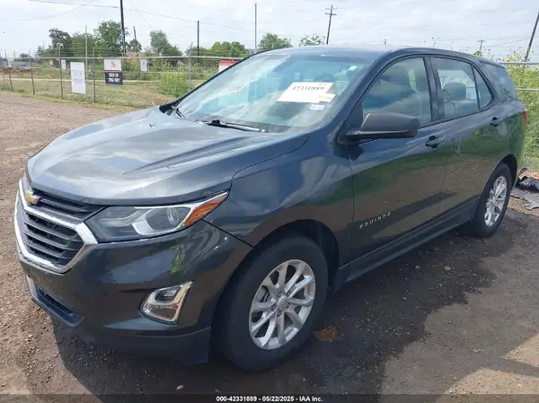3GNAXHEV0JS510918 2018 CHEVROLET EQUINOX - Image 2