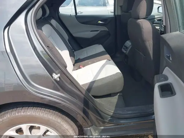 3GNAXHEV0JS510918 2018 CHEVROLET EQUINOX - Image 8