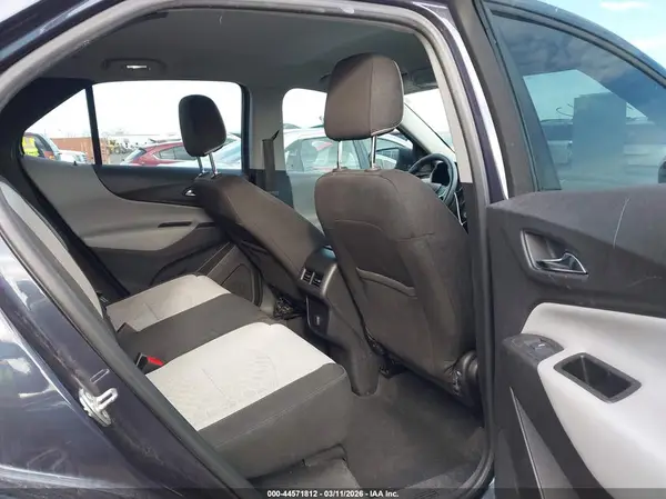 3GNAXHEV0JS527346 2018 CHEVROLET EQUINOX - Image 8