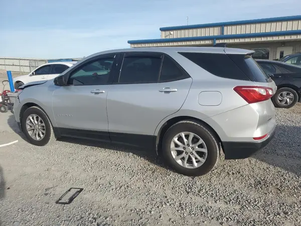 3GNAXHEV0JS554577 2018 CHEVROLET EQUINOX - Image 2