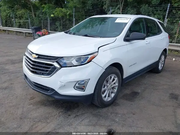 3GNAXHEV0JS568205 2018 CHEVROLET EQUINOX - Image 2
