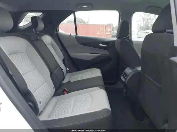 3GNAXHEV0JS623834 2018 CHEVROLET EQUINOX - Image 8
