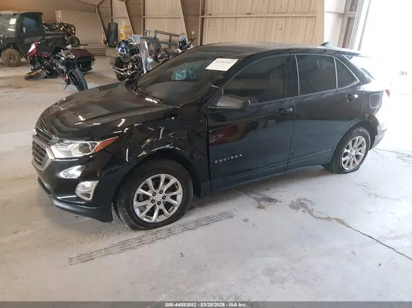 3GNAXHEV0KL227107 2019 CHEVROLET EQUINOX - Image 2