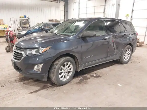 3GNAXHEV0KL255621 2019 CHEVROLET EQUINOX - Image 2