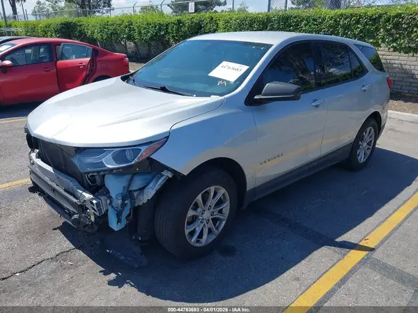 3GNAXHEV0KL268207 2019 CHEVROLET EQUINOX - Image 2