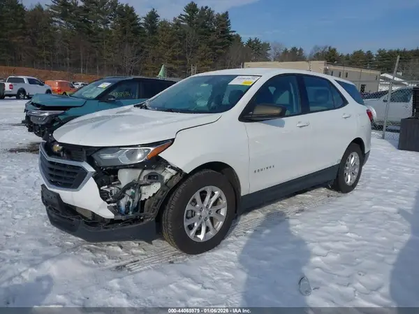 3GNAXHEV0KS564995 2019 CHEVROLET EQUINOX - Image 2
