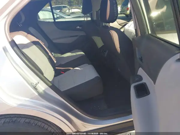 3GNAXHEV0KS629778 2019 CHEVROLET EQUINOX - Image 8
