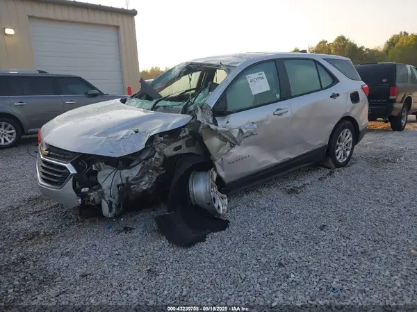 3GNAXHEV0LS506502 2020 CHEVROLET EQUINOX - Image 2