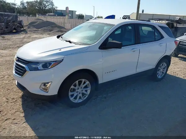3GNAXHEV0LS622671 2020 CHEVROLET EQUINOX - Image 2