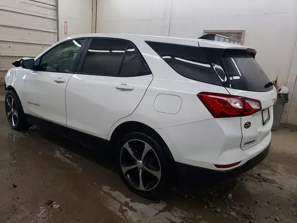 3GNAXHEV0MS151624 2021 CHEVROLET EQUINOX - Image 2
