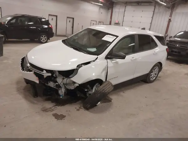 3GNAXHEV0NS144125 2022 CHEVROLET EQUINOX - Image 2