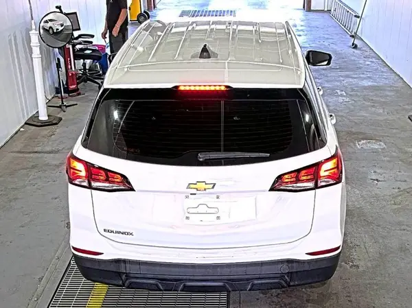 3GNAXHEV0NS245150 2022 CHEVROLET EQUINOX - Image 2