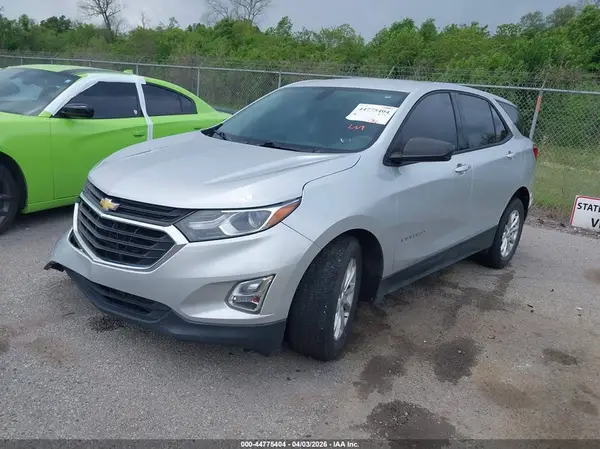 3GNAXHEV1JL118895 2018 CHEVROLET EQUINOX - Image 2