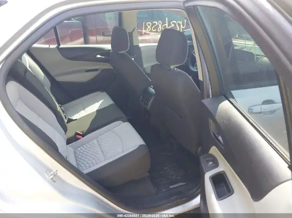 3GNAXHEV1JL126267 2018 CHEVROLET EQUINOX - Image 8