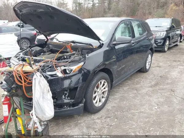 3GNAXHEV1JL393652 2018 CHEVROLET EQUINOX - Image 2