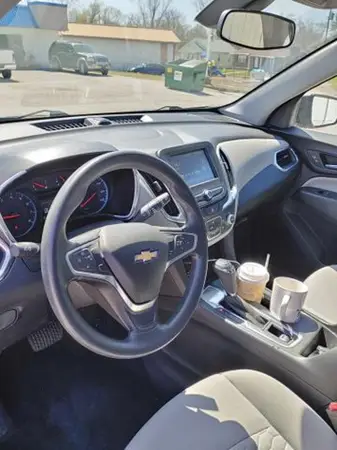 3GNAXHEV1JS528277 2018 CHEVROLET EQUINOX - Image 2