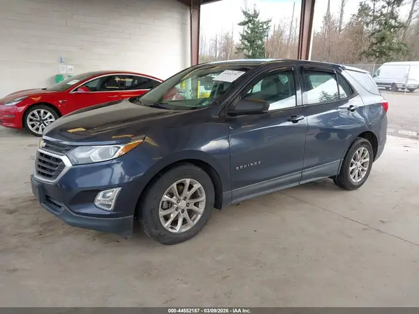 3GNAXHEV1JS602460 2018 CHEVROLET EQUINOX - Image 2