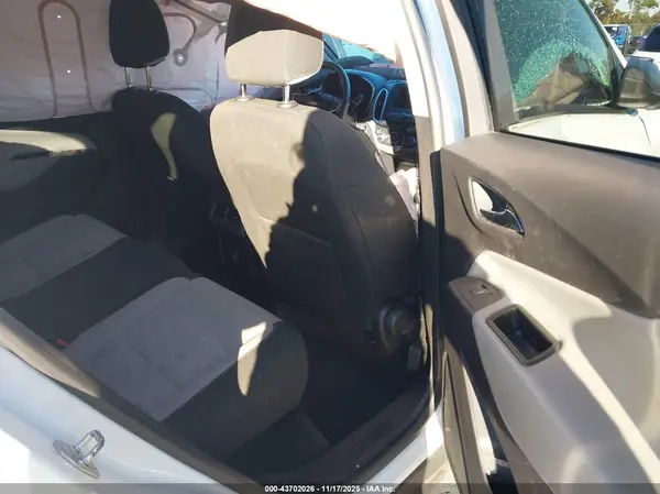 3GNAXHEV1KS594426 2019 CHEVROLET EQUINOX - Image 8