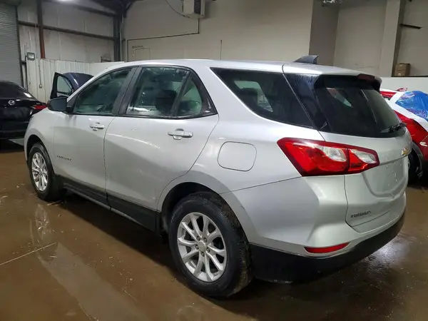 3GNAXHEV1LS507125 2020 CHEVROLET EQUINOX - Image 2