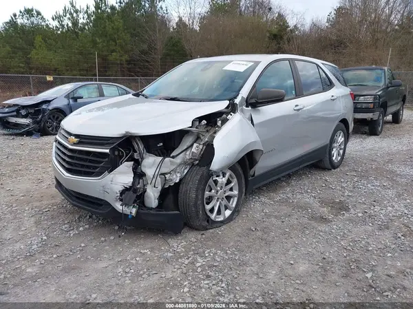 3GNAXHEV1LS588773 2020 CHEVROLET EQUINOX - Image 2
