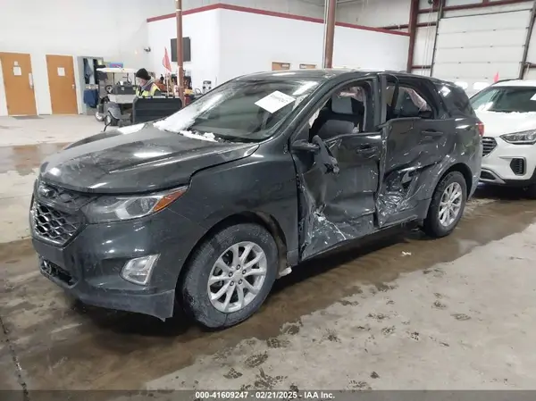 3GNAXHEV1LS598963 2020 CHEVROLET EQUINOX - Image 2