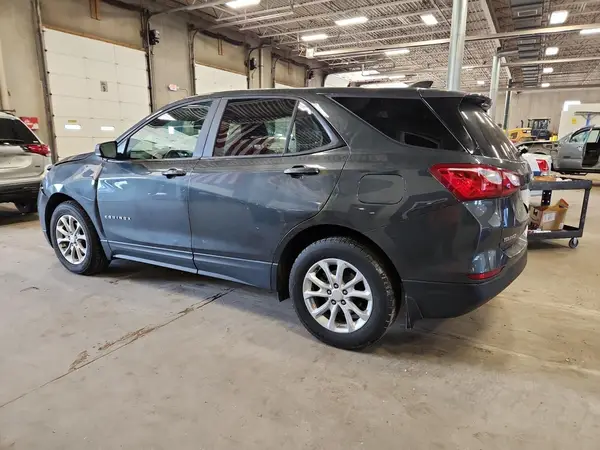 3GNAXHEV1LS620606 2020 CHEVROLET EQUINOX - Image 2