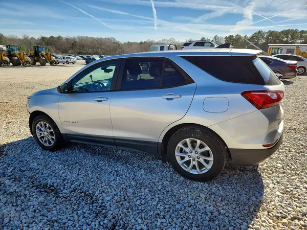 3GNAXHEV1LS641715 2020 CHEVROLET EQUINOX - Image 2