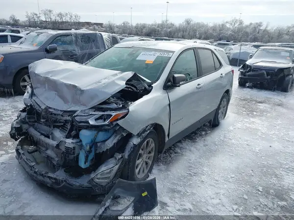 3GNAXHEV1LS704361 2020 CHEVROLET EQUINOX - Image 2