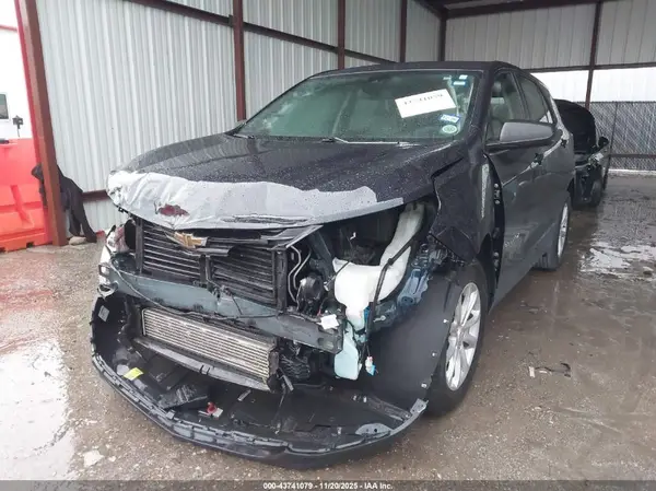 3GNAXHEV1LS706627 2020 CHEVROLET EQUINOX - Image 2