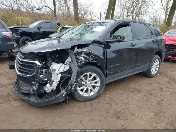3GNAXHEV1LS731463 2020 CHEVROLET EQUINOX - Image 2