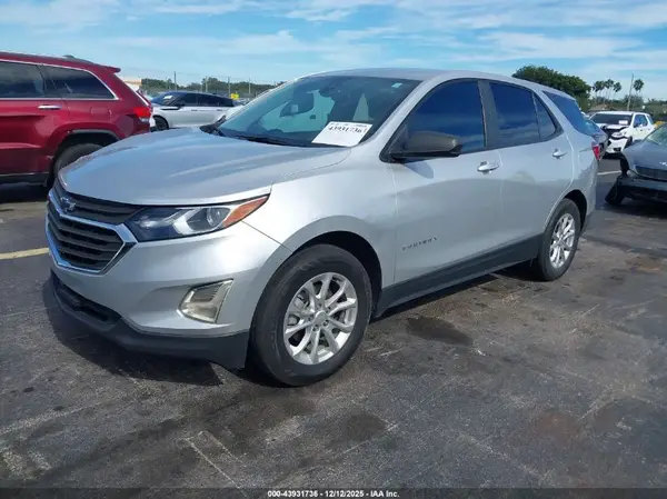3GNAXHEV1MS176676 2021 CHEVROLET EQUINOX - Image 2