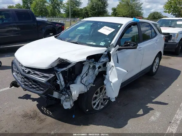 3GNAXHEV1MS182199 2021 CHEVROLET EQUINOX - Image 2