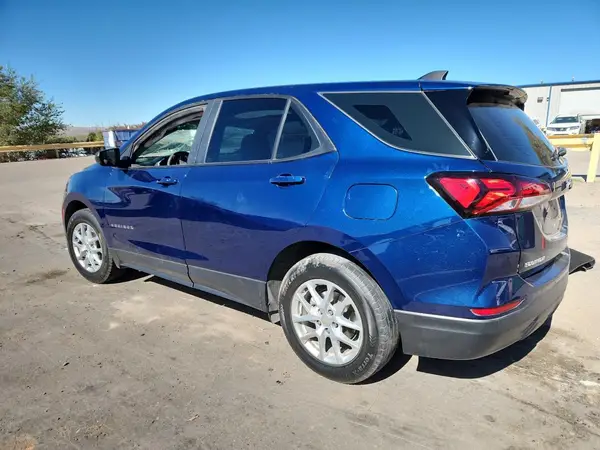 3GNAXHEV1NS125163 2022 CHEVROLET EQUINOX - Image 2