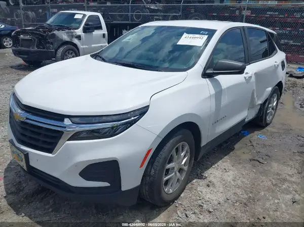 3GNAXHEV1NS160608 2022 CHEVROLET EQUINOX - Image 2