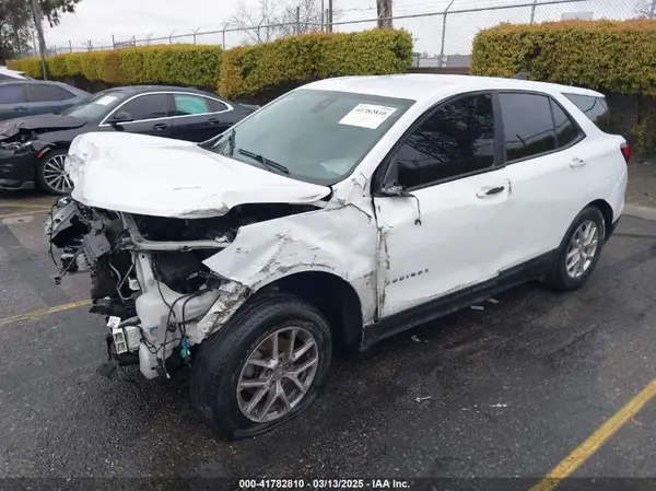 3GNAXHEV1NS164948 2022 CHEVROLET EQUINOX - Image 2