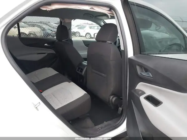 3GNAXHEV1NS245240 2022 CHEVROLET EQUINOX - Image 8