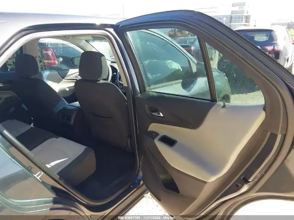 3GNAXHEV2JL102009 2018 CHEVROLET EQUINOX - Image 8