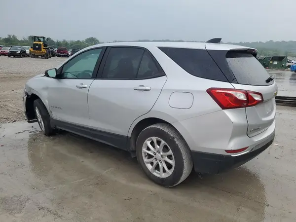 3GNAXHEV2JL181133 2018 CHEVROLET EQUINOX - Image 2