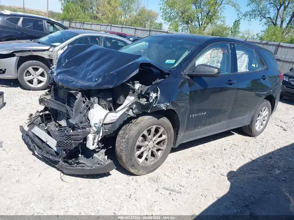3GNAXHEV2JL262195 2018 CHEVROLET EQUINOX - Image 2