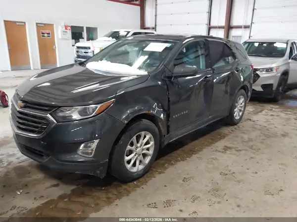 3GNAXHEV2JL376519 2018 CHEVROLET EQUINOX - Image 2