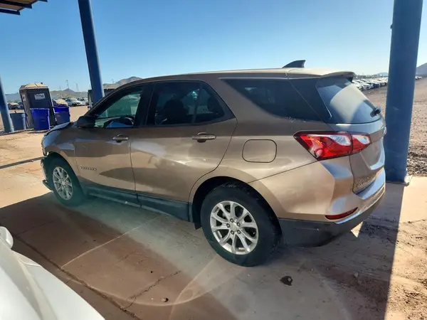 3GNAXHEV2JL400334 2018 CHEVROLET EQUINOX - Image 2