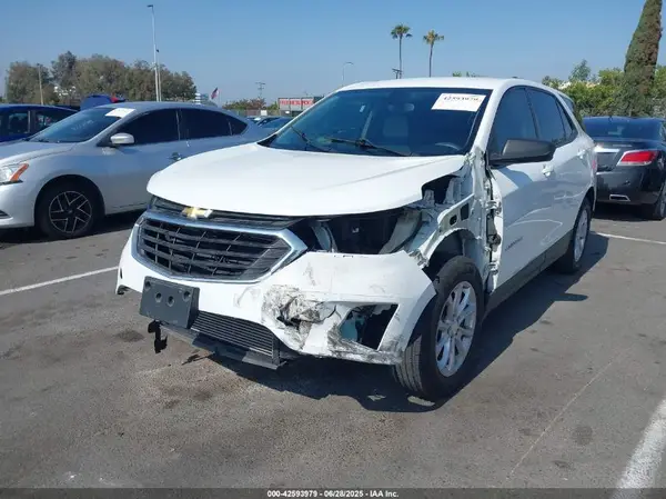 3GNAXHEV2JS505199 2018 CHEVROLET EQUINOX - Image 2